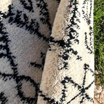 GORGEOUS BENIOURAINE RUG, Large Moroccan Rug, Sheep Wool Rug,MoroccanHandsART