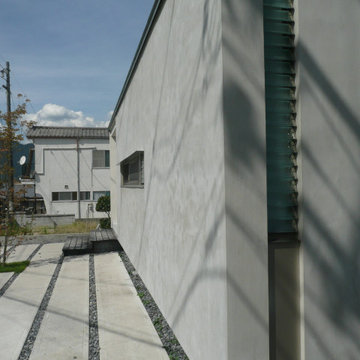 N-HOUSE