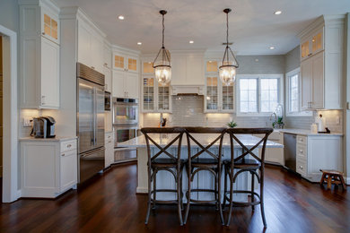 Photo of a transitional kitchen in DC Metro.