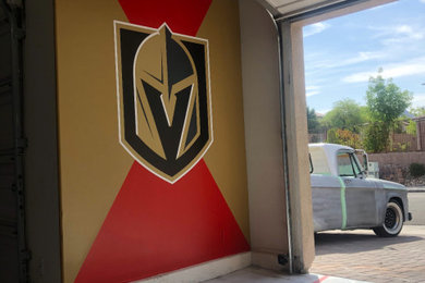 Garage - garage idea in Las Vegas