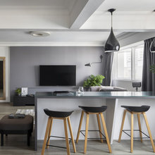 Houzz Tour: 5-Room Flat is Elegant in a Fusion of Styles