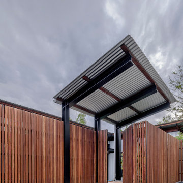Gatehouse & Fence - Tin Shed House by Ironbark Architecture + Design
