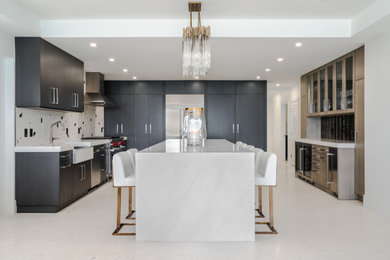 Example of a trendy kitchen design in Tampa