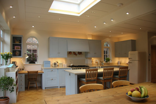 Traditional Kitchen by Andy Stone Bespoke Interiors
