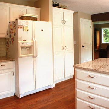 Kitchen Remodel: Before Photos