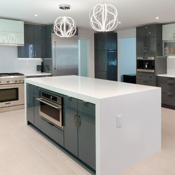 Modern & Sleek Kitchen