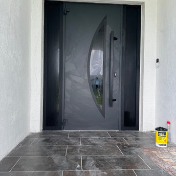 Deux 6501 Grey with black opaque glass