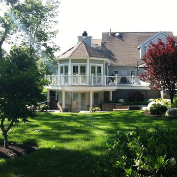 California Kitchen with Conservatory Above