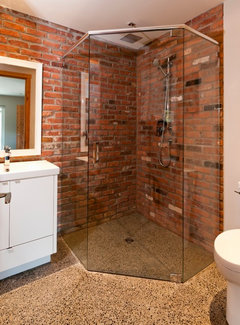 Brick wall in shower?