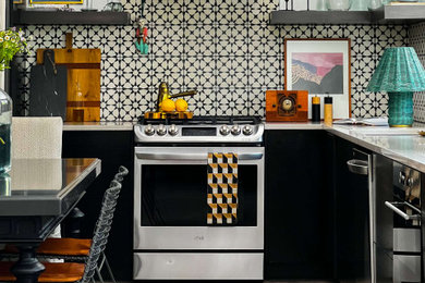 Example of a kitchen design