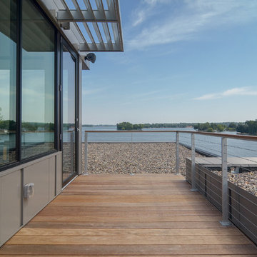 Edgewater Residence