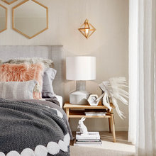 Contemporary bedroom
