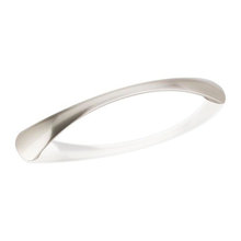 Cabinet pulls/knobs