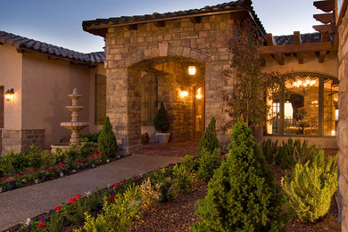 Entryway - mediterranean entryway idea in Albuquerque