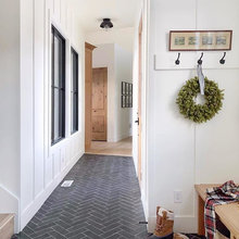 dullyhaus entryway