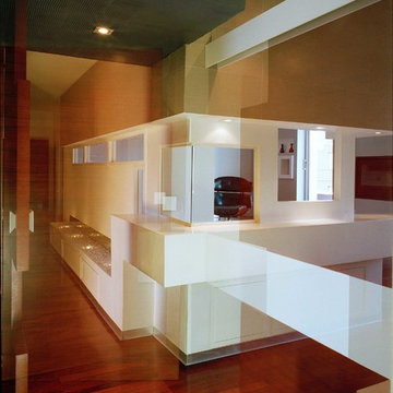 Elle shaped house