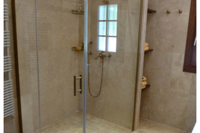 Inspiration pour une salle de bain méditerranéenne.