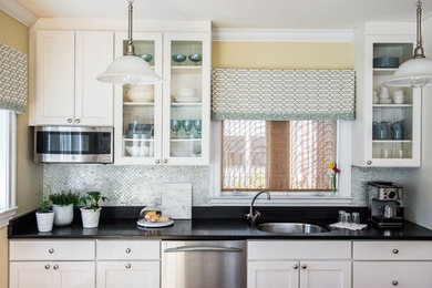 Kitchen - craftsman kitchen idea in DC Metro
