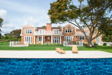 Beach style exterior home photo in New York