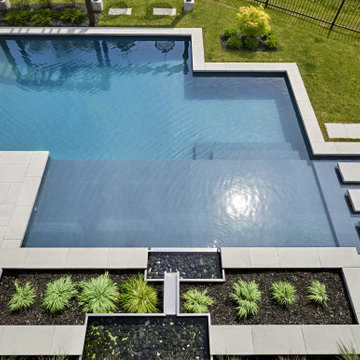 Poolside Paradise in St-Jean-sur-Richelieu, QC