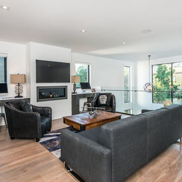 Contemporary Family Home With Guest House
