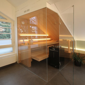 Dachgeschoss mit Schlafzimmer und Wellnessbad