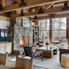 Brennan’s LIVING ROOM