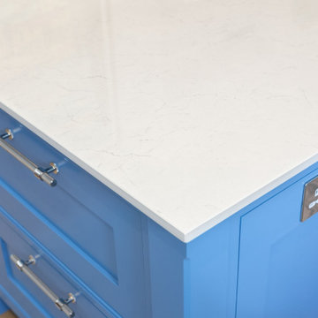 Italian-Inspired In-Frame Shaker Kitchen