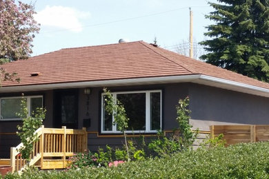 Example of an arts and crafts exterior home design in Calgary