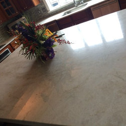 White Pearl Quartzite kitchen - Kitchen Countertops