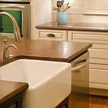 Delta Allora faucet and soap dispenser