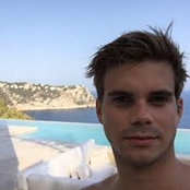 Daniel Michniewicz's photo