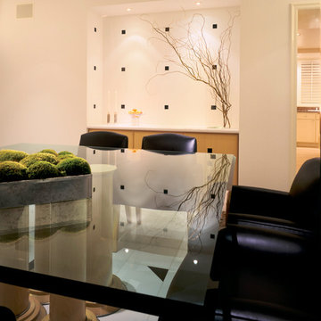 Beverly Hills Modern Colonial