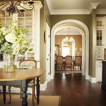 Murray nostalgic home - living, dining, kitchen, library