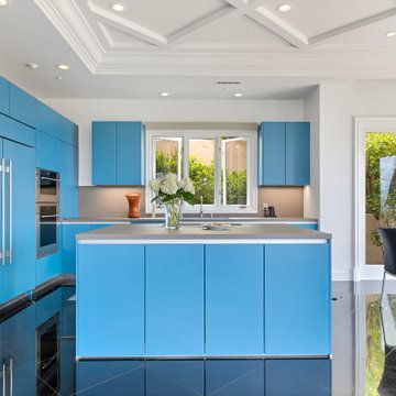 LEICHT New Kitchen Design in Blue