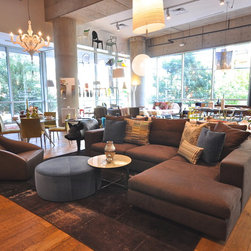 Pieces from Molteni & C - Furniture