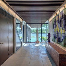 Bellevue - Entrance Lobby