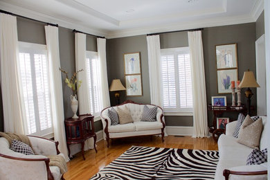Inspiration for a transitional home design in Atlanta.