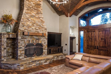 Example of a mountain style home design design in Other