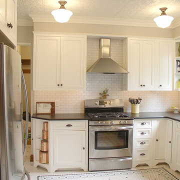 White and Bright Kitchen Design