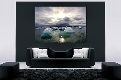 Minimalist living room photo in Other