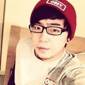 Huang Sam's photo