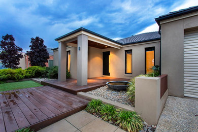 This is an example of a contemporary verandah in Geelong.