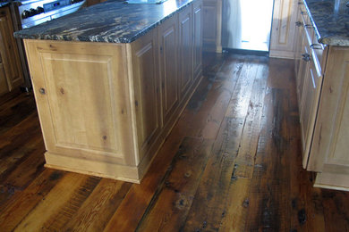 Reclaimed Hemlock Wood Floor
