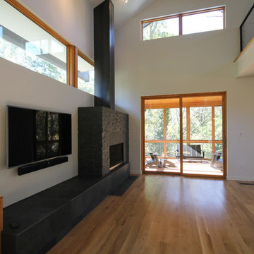 Hendrix Avenue Residence