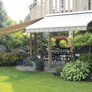 Retractable awnings installed off the deck