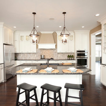Transitional Boxwood Kitchen