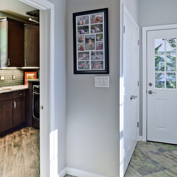Beautiful Side Addition to Oak Hill Home