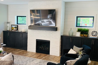 Living room - transitional living room idea in Cedar Rapids
