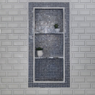 Palm Desert Country Club kids' bath niche